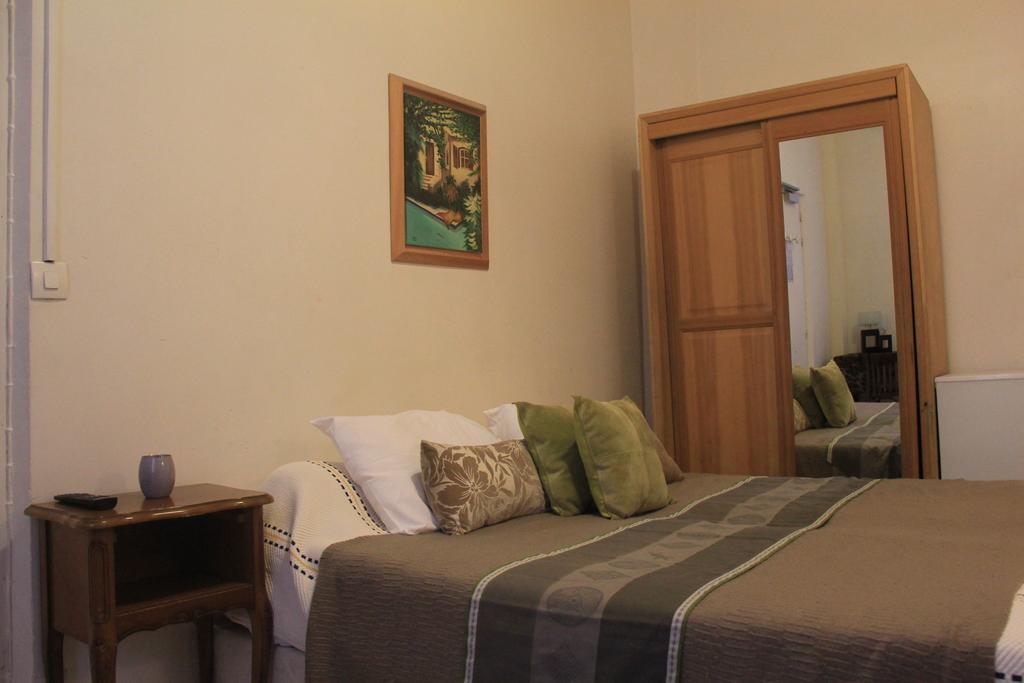 Hotel Bearnais Paris Bagian luar foto